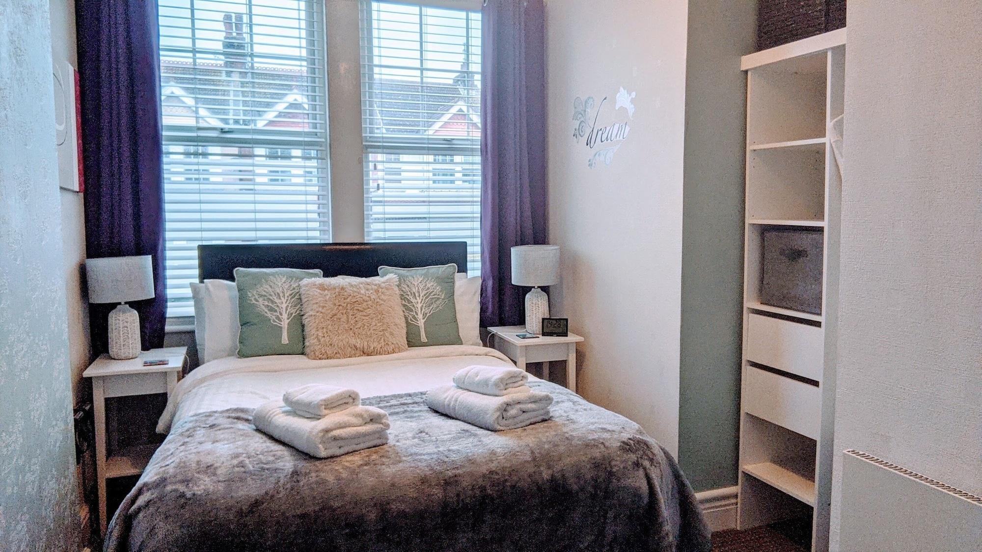 Ebor Lodge Eastbourne Ngoại thất bức ảnh