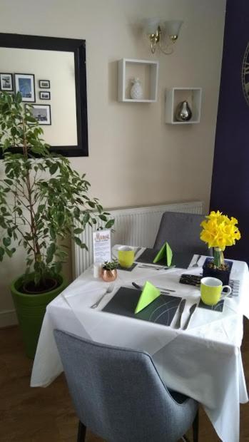 Ebor Lodge Eastbourne Ngoại thất bức ảnh